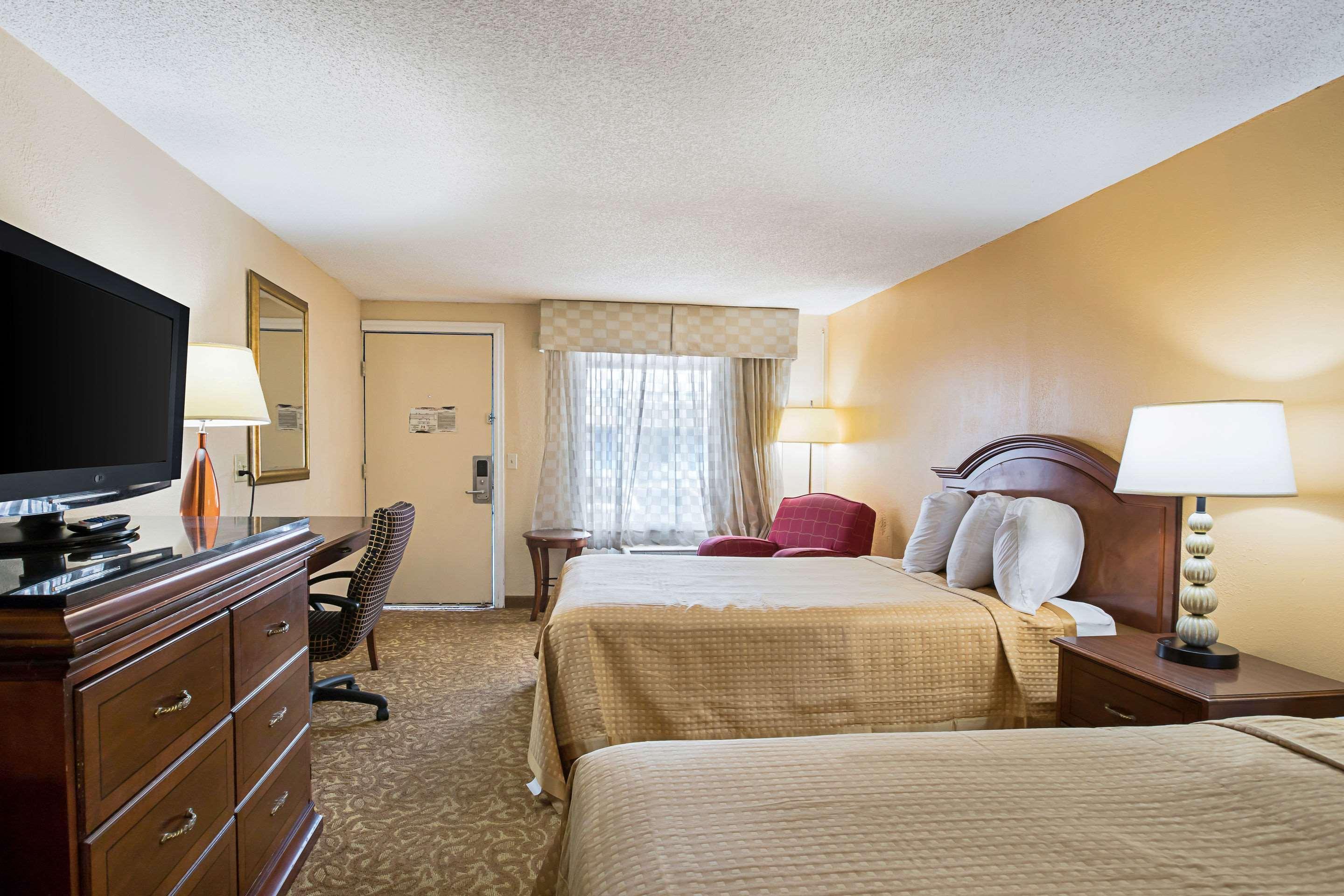 Rodeway Inn Metro Airport Romulus Extérieur photo