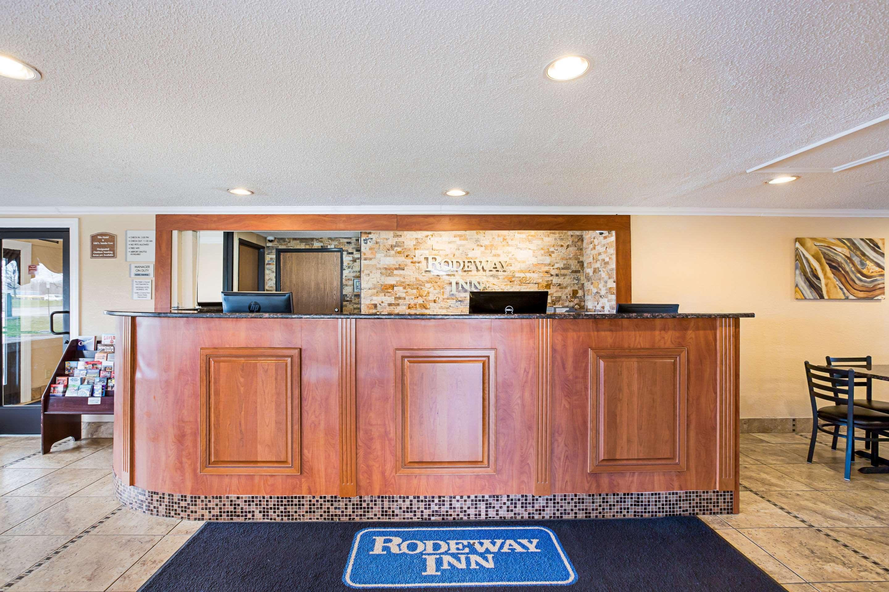 Rodeway Inn Metro Airport Romulus Extérieur photo